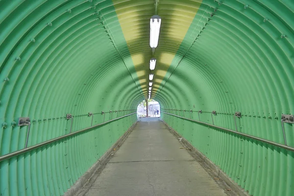Diepe Groene Kleur Tunnel Horror Gevoel — Stockfoto