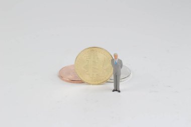 bir mini rakamlar bitcoin tüccar