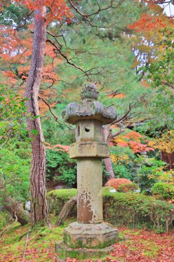 Budist tapınağında Chion 'da yuzen en bahçesinde görüntüle. 