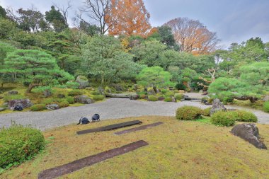 Budist tapınağında Chion 'da yuzen en bahçesinde görüntüle. 