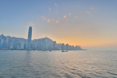 Victoria Limanı Kentsel şehir manzarası ile öğleden sonra 