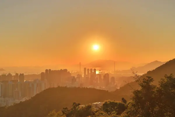 昂船洲大桥与美丽的日落香港 — 图库照片