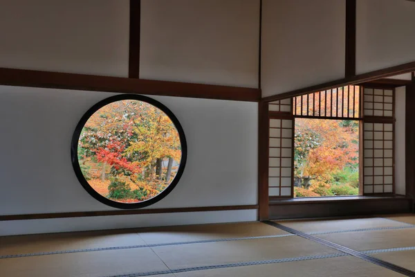 原稿用紙 寺庭園秋 — ストック写真