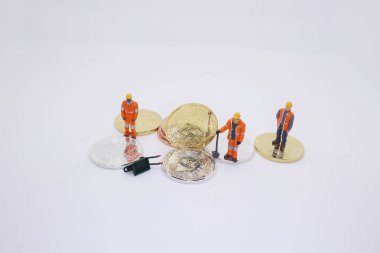 metal bitcoin para. Adam araştırma bitcoins. Altın paralar.