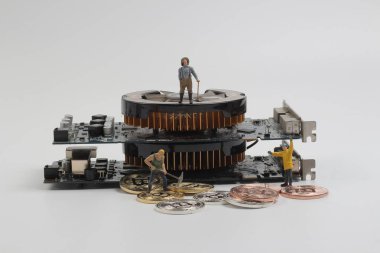 Grup şekil incelemesi bitcoins bilgisayardan