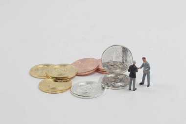 Altın bitcoins tarihinde iş rakam.