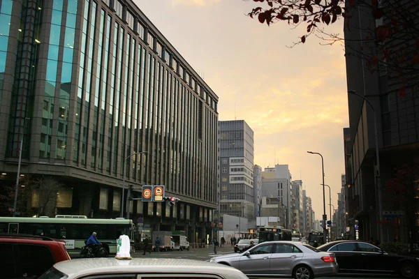 Shijo Dori Caddesi üzerinde modern sokak sahne — Stok fotoğraf