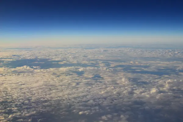 Modrá obloha a cloud z leteckého pohledu — Stock fotografie