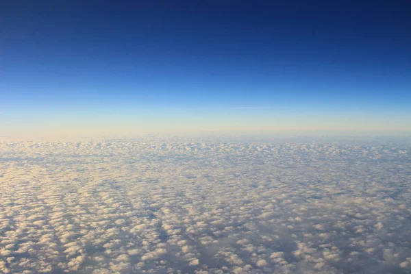 Modrá obloha a cloud z leteckého pohledu — Stock fotografie