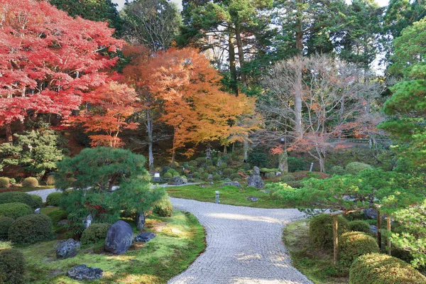 京都の門跡に満 — ストック写真