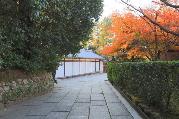 Un Yasumigaoka Hachimangu cerca del templo de ji de Yakushi en Nara —  Fotos de Stock