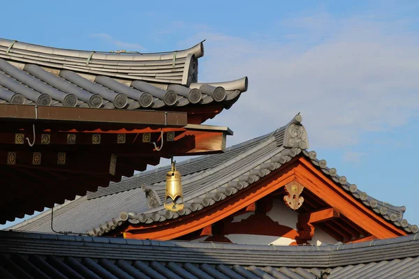 Um telhado do Genjo Sanzoin Garan de Yakushi ji — Fotografia de Stock