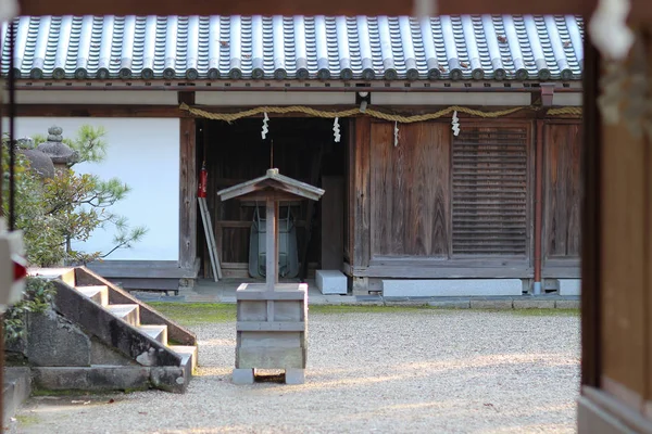 Um Templo de Yakushi ji na cidade antiga Nara — Fotografia de Stock