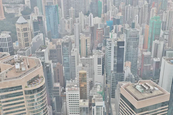 Merkezi iş bölgesine hk, merkezi bir noktada bulunuyor