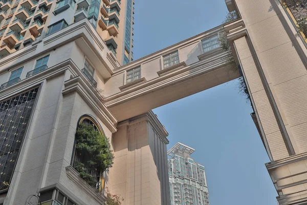 Een luxe appartementengebouw op Tai Kok Tsui — Stockfoto