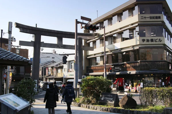 Een mening van de stad van Uji straat op moment van de dag — Stockfoto