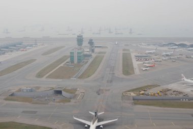 Chek Lap Kok Havalimanı, Hk görünümünü yüksekliği