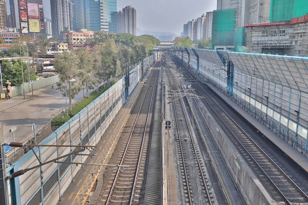 홍콩에도 시간을 통해 열차의 철도 — 스톡 사진