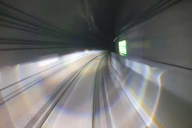 Tren tüneli ılımlı Hareket Bulanıklığı ile taşıma