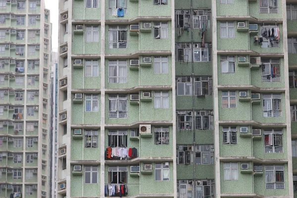 Immeuble résidentiel hong kong de jour — Photo