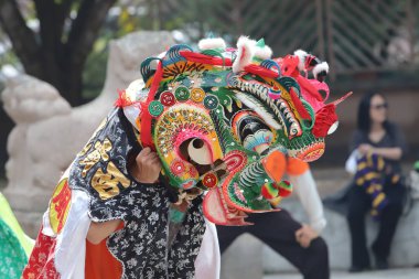 Tin Hau Tapınağı hk qilin dansta