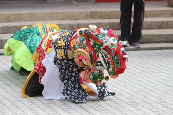 주석 Hau 사원 홍콩에서 호위 기린 댄스 — 스톡 사진