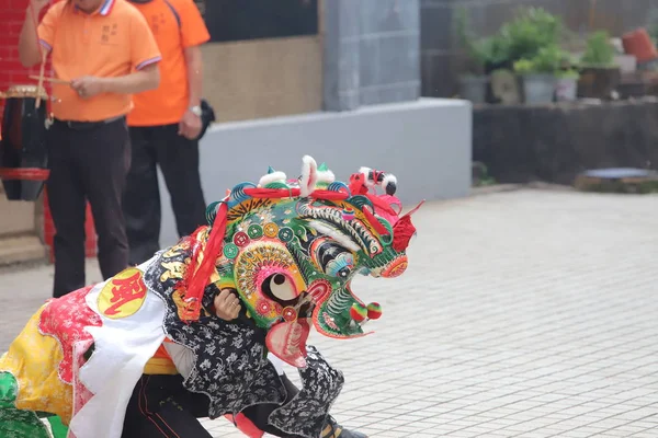 A qilin dance at Tin Hau Temple hk — Stock Photo, Image