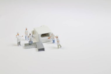 Minik aşçı, fırında pişmiş