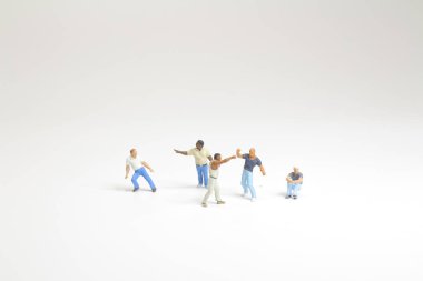 bir savaş sanatı kavgada bir şekil insanlar yumruk.