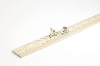 eğlenceli bir rakam kural at yarışı 