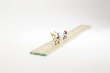 eğlenceli bir rakam kural at yarışı 