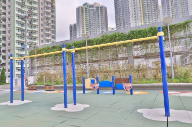 bir renk ful zemin parkta oynamak.