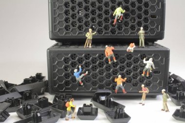 bir Mini dağcılardan nesneyi tırmanma