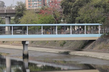 bir yaya geçit hk yerleşim bölgesinde