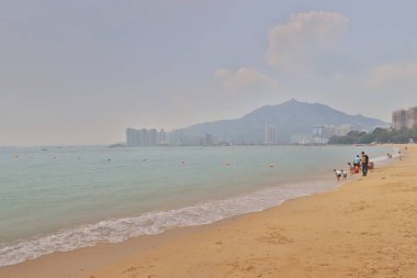 Castle Peak Bay kafeterya plaj manzarası