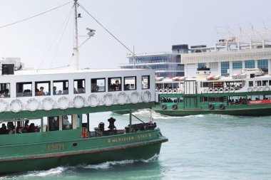 bir Hong Kong Star Ferry Pier feribot için
