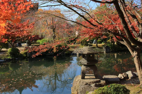 Garden of  kyoto To-ji Temple — Stock Photo, Image