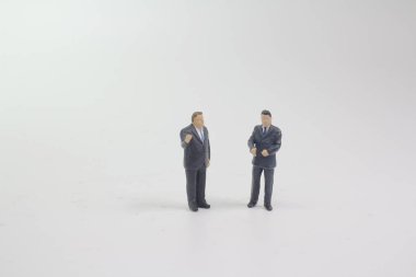 iş adamları el sallayarak yürütme