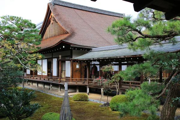 京都秋のシーズン大覚寺 — ストック写真