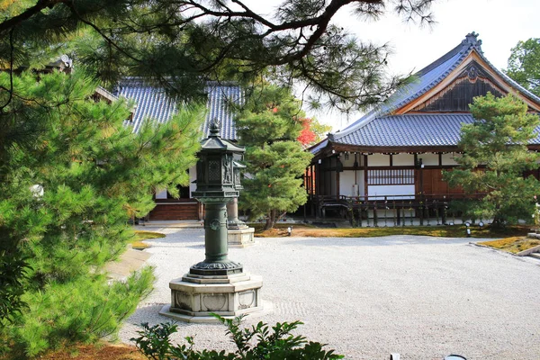 京都秋のシーズン大覚寺 — ストック写真