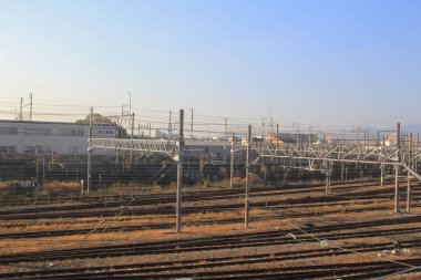 Kyoto Sanin ana hattı üzerinden pencereden görüntülemek, japan