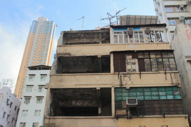 eski stil ev tong lau sai, kung hong kong