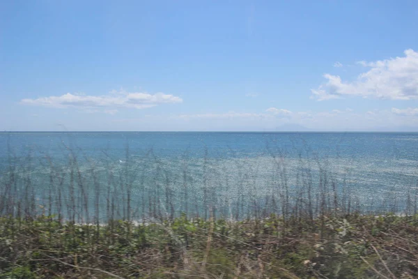 Blick auf das Zugfenster von Sapporo nach Hakodate — Stockfoto