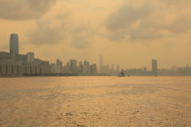 Şehir, Lei Yue Mun, Hong Kong parlayan