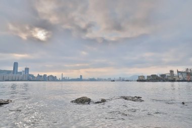 bir Yau Tong Lei Yue Mun su koy