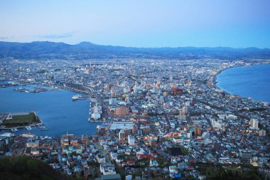 Hakodate Dağı 'ndan gece görüntüsü