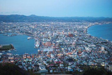 Hakodate Dağı 'ndan gece görüntüsü