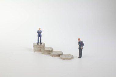 Mini iş şekil stand sikkeler üzerinde 