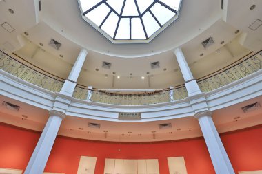 Üniversite salonunda bir galeri iç 