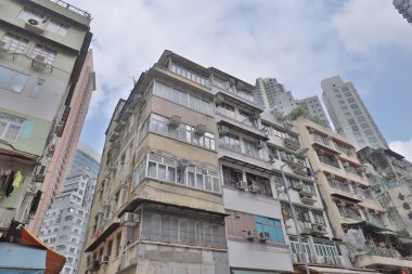 hk 'nin orta seviyesindeki bir konut binası